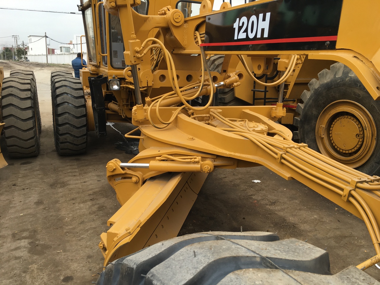 CATERPILLAR 120H - Motoniveladora: foto 5 CATERPILLAR 120H - Motoniveladora: foto 5