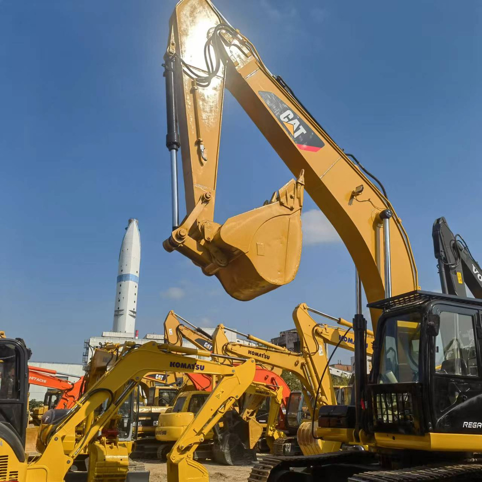 CATERPILLAR 330D - Escavadora de rastos: foto 4 CATERPILLAR 330D - Escavadora de rastos: foto 4