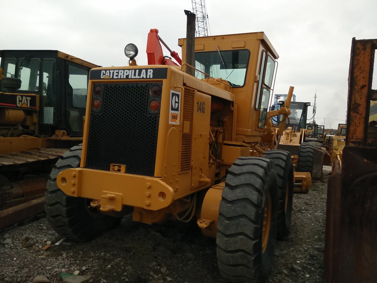 CATERPILLAR CAT-14G-Grader - Motoniveladora: foto 3 CATERPILLAR CAT-14G-Grader - Motoniveladora: foto 3