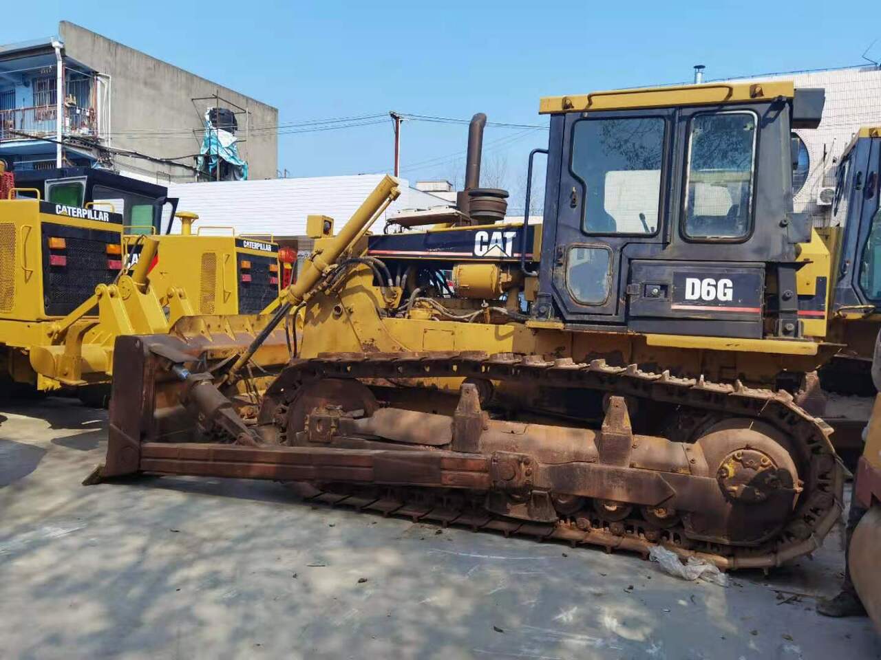 CATERPILLAR D6G - Buldôzer: foto 3 CATERPILLAR D6G - Buldôzer: foto 3