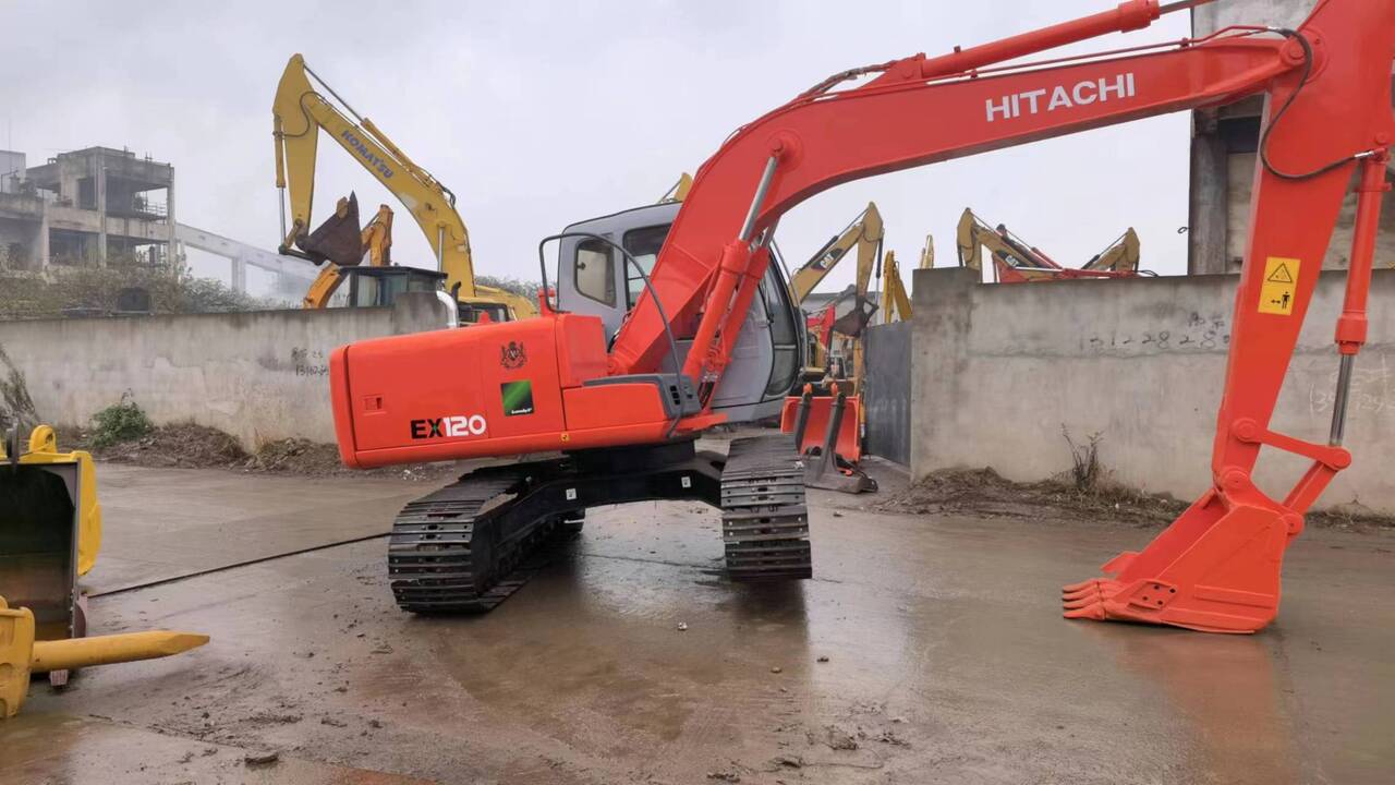 HITACHI EX120-5 - Escavadora de rastos: foto 3 HITACHI EX120-5 - Escavadora de rastos: foto 3