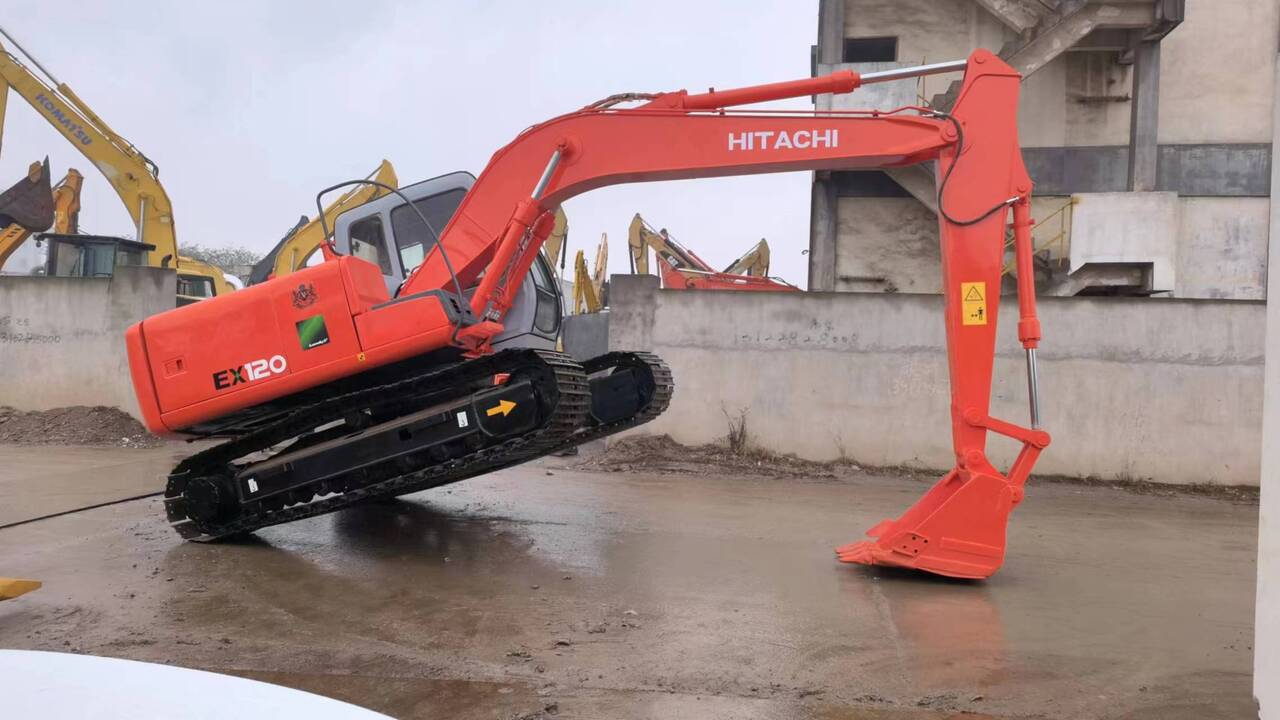 HITACHI EX120-5 - Escavadora de rastos: foto 4 HITACHI EX120-5 - Escavadora de rastos: foto 4