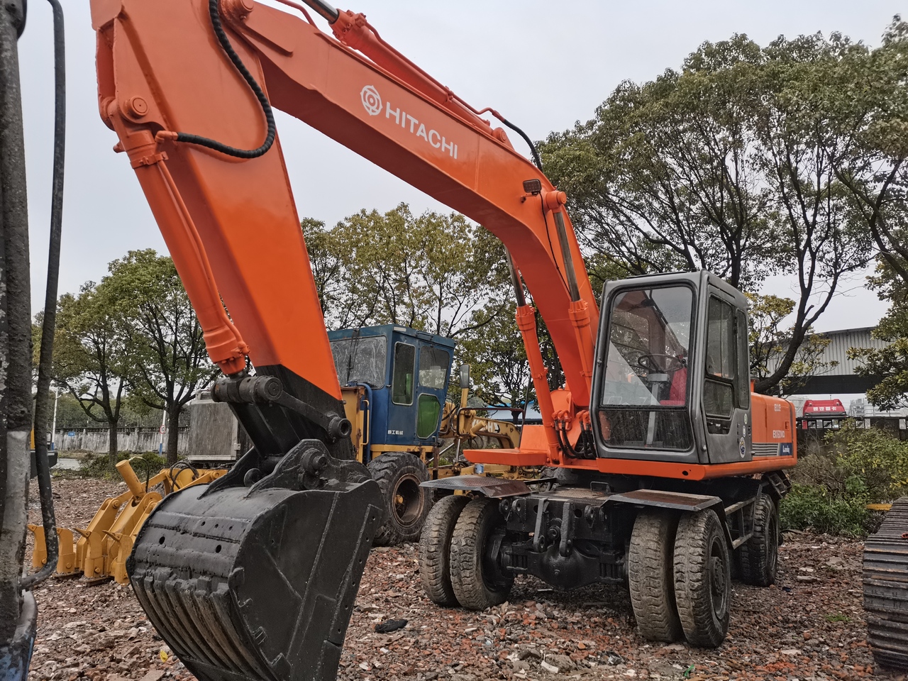 HITACHI EX160WD - Escavadeira de rodas: foto 5 HITACHI EX160WD - Escavadeira de rodas: foto 5