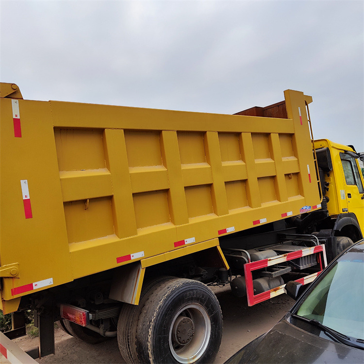 Caminhão basculante HOWO HOWO6x4 336hp: foto 10