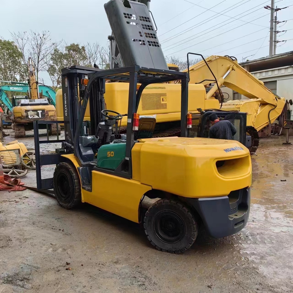KOMATSU FD50AT-7 - Empilhadeira: foto 1 KOMATSU FD50AT-7 - Empilhadeira: foto 1