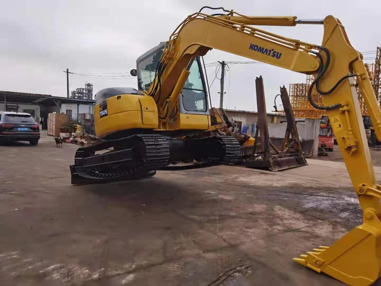 KOMATSU PC78US - Mini escavadeira: foto 2 KOMATSU PC78US - Mini escavadeira: foto 2