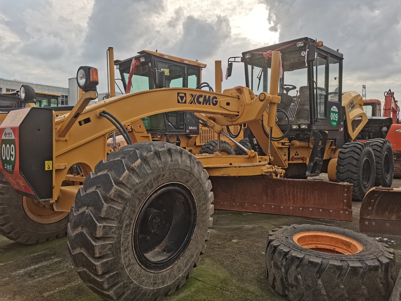 XCMG GR180 - Motoniveladora: foto 3 XCMG GR180 - Motoniveladora: foto 3