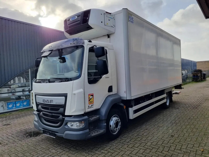 DAF LF 220 Kuhlkoffer/Carrier 750MT MULTITEMP/ LBW/ EURO 6 - Caminhão frigorífico: foto 4 DAF LF 220 Kuhlkoffer/Carrier 750MT MULTITEMP/ LBW/ EURO 6 - Caminhão frigorífico: foto 4