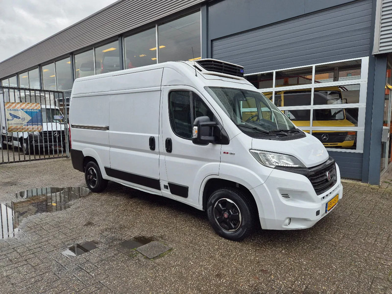 Fiat Ducato 2.3D L2H2 Koelwagen/ Carrier Xarios 300/ Standby 230V - Carrinha frigorífica: foto 1 Fiat Ducato 2.3D L2H2 Koelwagen/ Carrier Xarios 300/ Standby 230V - Carrinha frigorífica: foto 1