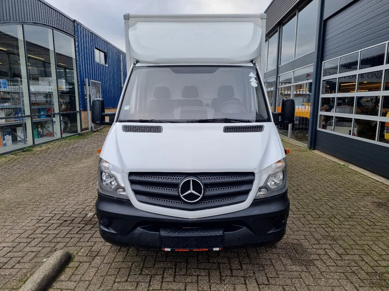 Mercedes-Benz Sprinter 314 CDI Koffer 20 M3 LBW Dhollandia Euro 6B - Carrinha de contentor: foto 3 Mercedes-Benz Sprinter 314 CDI Koffer 20 M3 LBW Dhollandia Euro 6B - Carrinha de contentor: foto 3