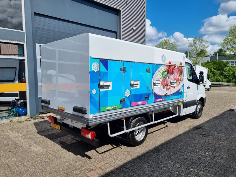 Mercedes-Benz Sprinter 513 CDI COLDCAR EISWAGEN -40C 4+4 TUREN EURO 6 ICECREAM - Carrinha frigorífica: foto 2 Mercedes-Benz Sprinter 513 CDI COLDCAR EISWAGEN -40C 4+4 TUREN EURO 6 ICECREAM - Carrinha frigorífica: foto 2