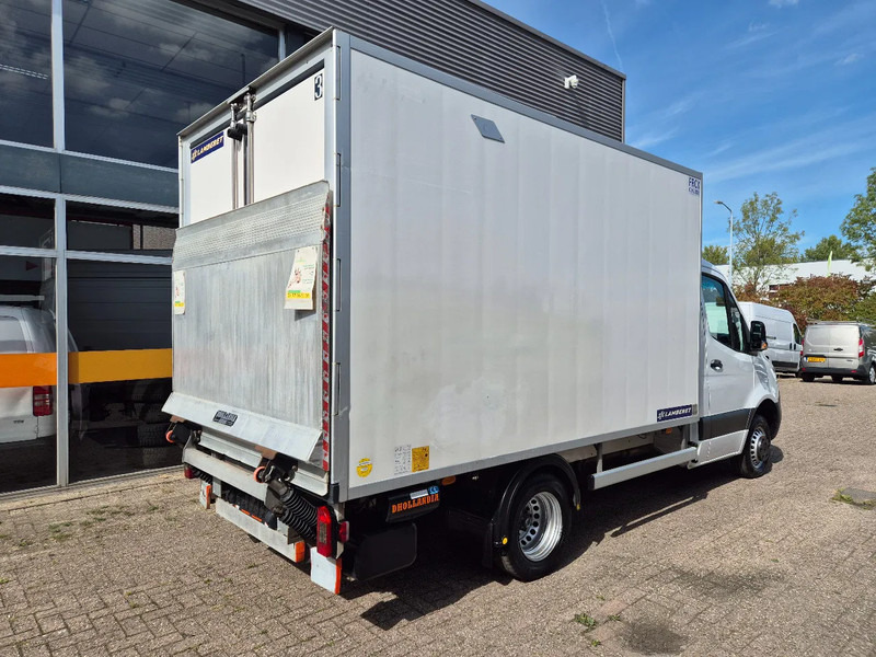 Mercedes-Benz Sprinter 516 CDI/ Kuhlkoffer/ Carrier Xarios 300/ -20/ +20/ Standby 230V - Carrinha frigorífica: foto 3 Mercedes-Benz Sprinter 516 CDI/ Kuhlkoffer/ Carrier Xarios 300/ -20/ +20/ Standby 230V - Carrinha frigorífica: foto 3