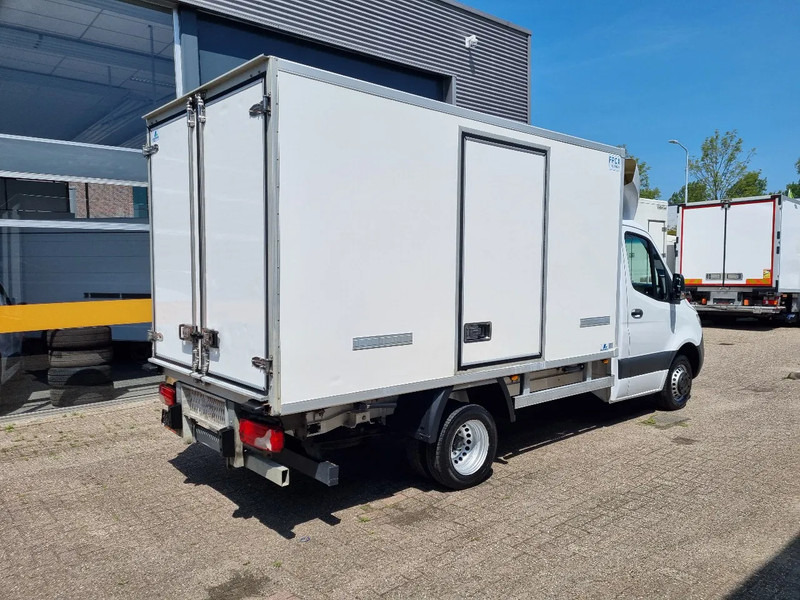 Mercedes-Benz Sprinter 519 CDI 3.0 V6 KUHLKOFFER ATP TK V300MAX ST230V +20C / -20C - Carrinha frigorífica: foto 2 Mercedes-Benz Sprinter 519 CDI 3.0 V6 KUHLKOFFER ATP TK V300MAX ST230V +20C / -20C - Carrinha frigorífica: foto 2