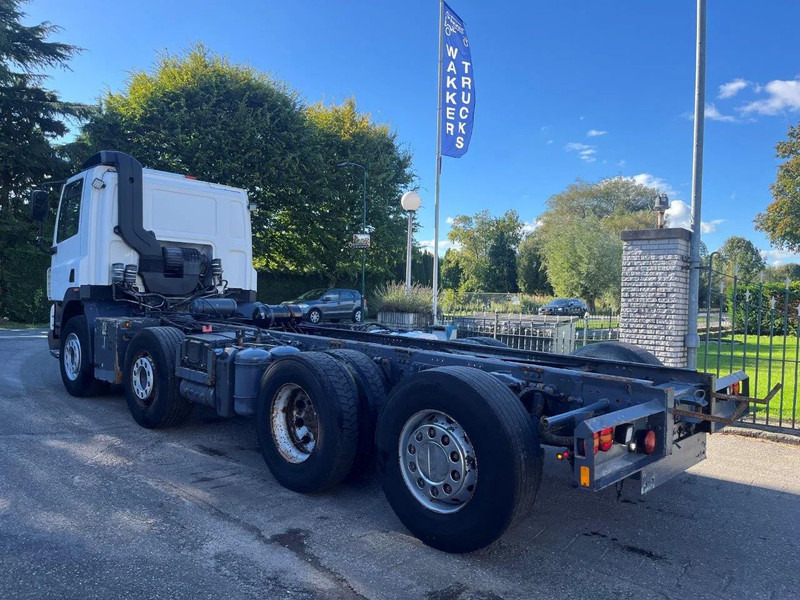 Caminhão chassi DAF 85.360 8X2 SINGLE CAB CHASSIS: foto 12 Caminhão chassi DAF 85.360 8X2 SINGLE CAB CHASSIS: foto 12