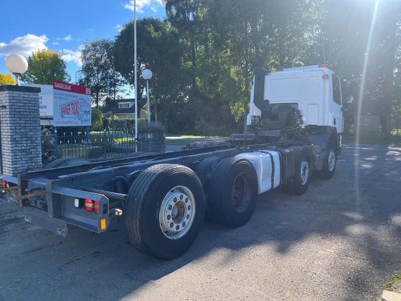 Caminhão chassi DAF 85.360 8X2 SINGLE CAB CHASSIS: foto 10 Caminhão chassi DAF 85.360 8X2 SINGLE CAB CHASSIS: foto 10