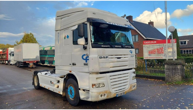 DAF XF 105.410 - Tractor: foto 2 DAF XF 105.410 - Tractor: foto 2