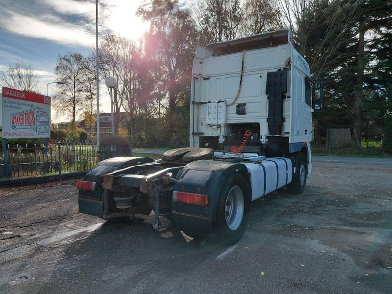 DAF XF 95.430 4x2 MANUAL ZF GEARBOX !! EURO 3 Engine !! - Tractor: foto 3 DAF XF 95.430 4x2 MANUAL ZF GEARBOX !! EURO 3 Engine !! - Tractor: foto 3