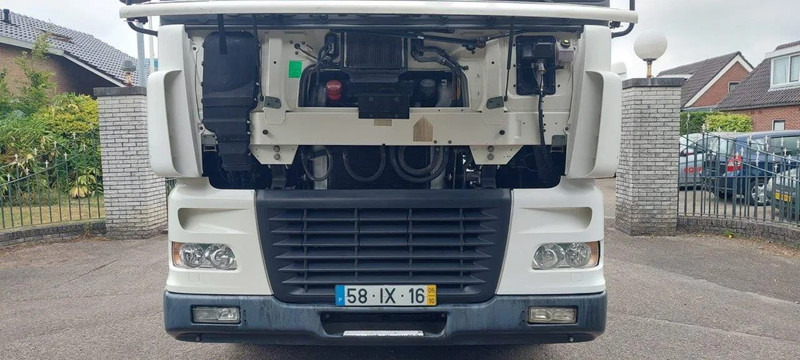DAF XF 95.430 4x2 Manuel Gearbox Retarder - Tractor: foto 4 DAF XF 95.430 4x2 Manuel Gearbox Retarder - Tractor: foto 4