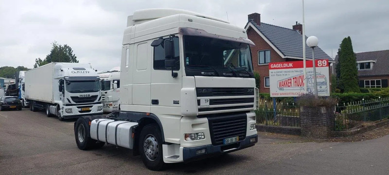 DAF XF 95.430 4x2 Manuel Gearbox Retarder - Tractor: foto 2 DAF XF 95.430 4x2 Manuel Gearbox Retarder - Tractor: foto 2