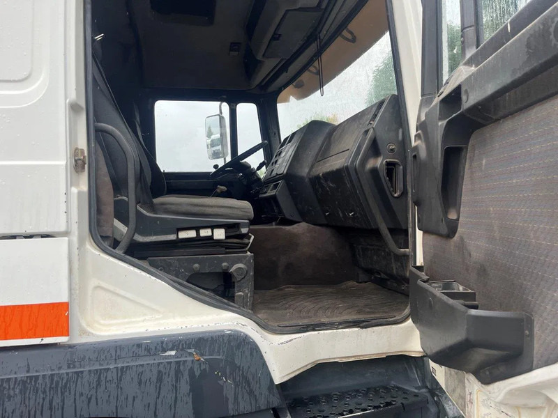 MAN 19.403 F2000 MANUAL ZF BIG AXLE KIPPER HYDRAULIC PTO - Tractor: foto 5 MAN 19.403 F2000 MANUAL ZF BIG AXLE KIPPER HYDRAULIC PTO - Tractor: foto 5