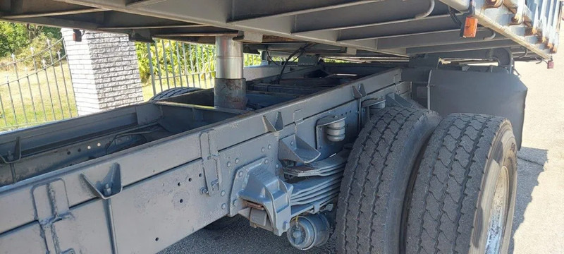 Caminhão basculante, Caminhão grua Volvo FL 10.320 4x2 Kipper Crane Steel Suspension: foto 13