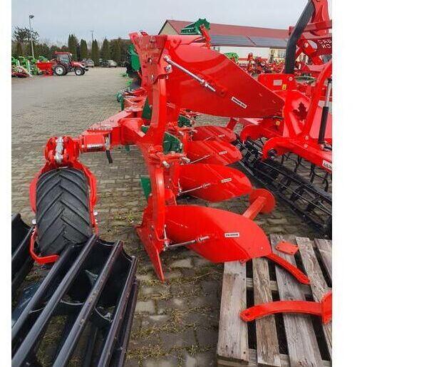 AGRO-MASZ Pług obrotowy - Arado: foto 4 AGRO-MASZ Pług obrotowy - Arado: foto 4