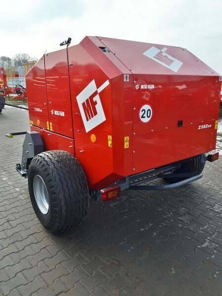 METAL-FACH Prasa Belująca/ πρέσα για σφυρίχτρα/ / Prensa de balas - Empacotador de fardos: foto 1 METAL-FACH Prasa Belująca/ πρέσα για σφυρίχτρα/ / Prensa de balas - Empacotador de fardos: foto 1