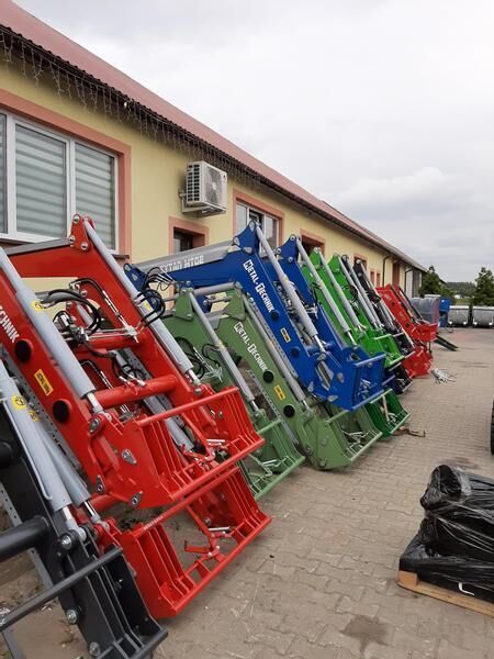 Metal-Technik Frontlader für CASE FARMALL 95A, 105A, 105C / Ładowacz czołowy d - Carregador frontal para o trator: foto 2 Metal-Technik Frontlader für CASE FARMALL 95A, 105A, 105C / Ładowacz czołowy d - Carregador frontal para o trator: foto 2