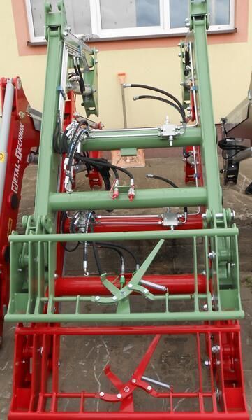 Metal-Technik Frontlader für Deutz Fahr/Front loader/Ładowacz TUR - Carregador frontal para o trator: foto 4 Metal-Technik Frontlader für Deutz Fahr/Front loader/Ładowacz TUR - Carregador frontal para o trator: foto 4