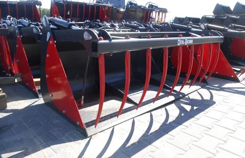 Metal-Technik Krokodil Schaufel / Łycho-krokodyl 2m crocodile / Cuchara-cocodr - Balde, Equipamento para silagem de Máquina agrícola: foto 1 Metal-Technik Krokodil Schaufel / Łycho-krokodyl 2m crocodile / Cuchara-cocodr - Balde, Equipamento para silagem de Máquina agrícola: foto 1