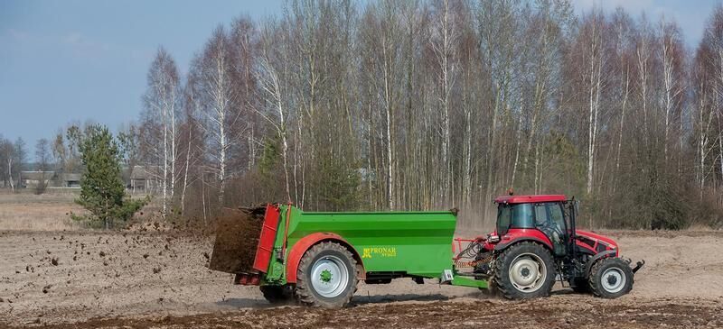 PRONAR NV161/3 - Espalhador de estrume: foto 2 PRONAR NV161/3 - Espalhador de estrume: foto 2