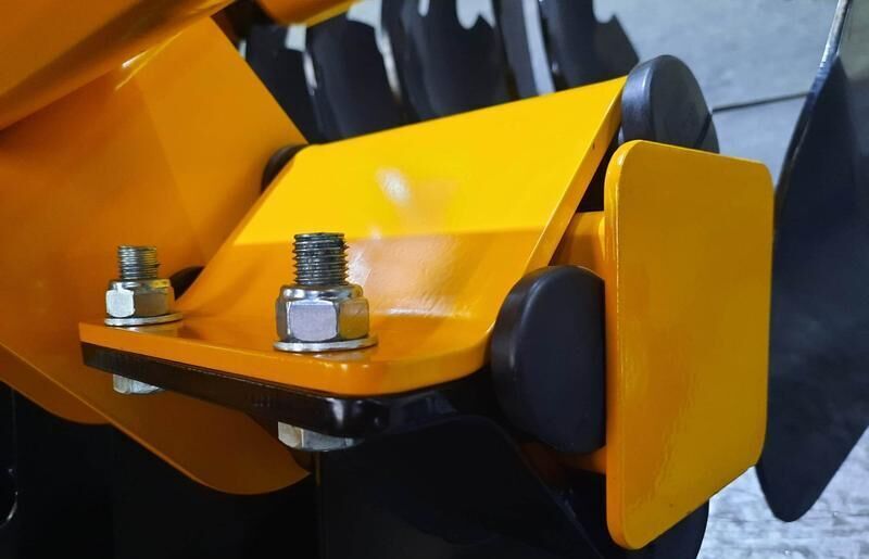 STAL-TECH BRONA HYDRAULICZNA 4H - Grades de discos: foto 2 STAL-TECH BRONA HYDRAULICZNA 4H - Grades de discos: foto 2