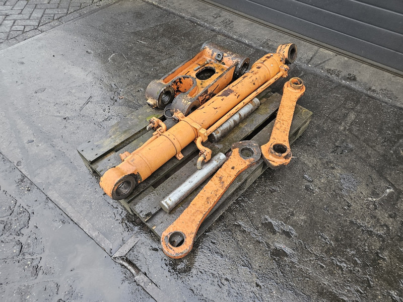 Doosan dx 180 cilinder drukstuk doosan dx link doosan dx180 - Equipamento de Máquina de construção: foto 1 Doosan dx 180 cilinder drukstuk doosan dx link doosan dx180 - Equipamento de Máquina de construção: foto 1