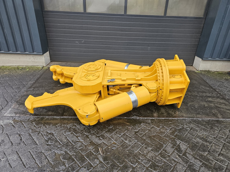 Epiroc atlas copco kruppcc3000 crusher atlas copco cc epiroc - Tesoura de demolição: foto 1 Epiroc atlas copco kruppcc3000 crusher atlas copco cc epiroc - Tesoura de demolição: foto 1