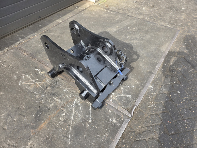 Hydr. snelwissel cw45s verachtert coupler verachtert cw45 - Acoplamento rápido de Máquina de construção: foto 2 Hydr. snelwissel cw45s verachtert coupler verachtert cw45 - Acoplamento rápido de Máquina de construção: foto 2