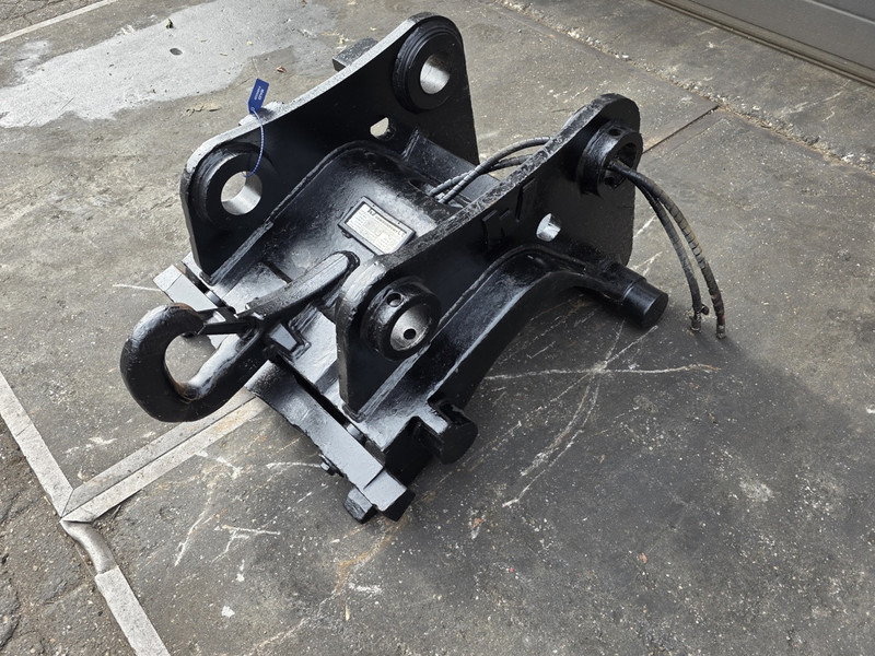 Snelwissel cw45 coupler verachtert coupler cw45 verachtert - Acoplamento rápido de Máquina de construção: foto 2 Snelwissel cw45 coupler verachtert coupler cw45 verachtert - Acoplamento rápido de Máquina de construção: foto 2