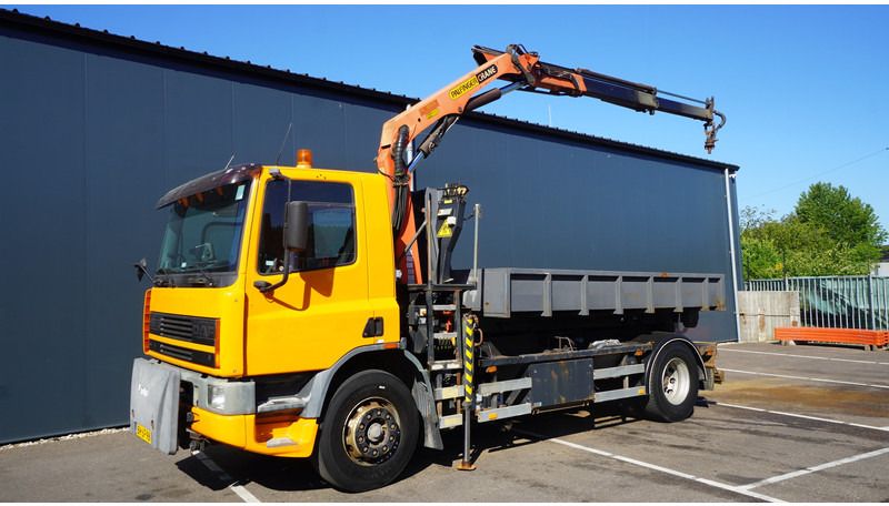 DAF CF 65.210 HOOKARM SYSTEM WITH PALFINGER PK 9501 CRANE - Caminhão grua: foto 2 DAF CF 65.210 HOOKARM SYSTEM WITH PALFINGER PK 9501 CRANE - Caminhão grua: foto 2