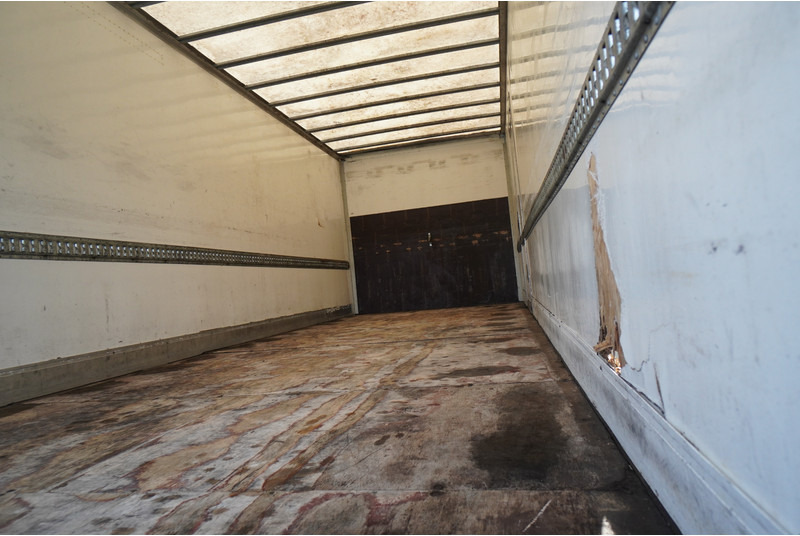 DAF LF 180 CLOSED BOX 310.600KM - Caminhão furgão: foto 5 DAF LF 180 CLOSED BOX 310.600KM - Caminhão furgão: foto 5