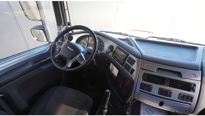 DAF XF460 8X2 HOOKARM SYSTEM TRUCK - Caminhão polibenne: foto 4 DAF XF460 8X2 HOOKARM SYSTEM TRUCK - Caminhão polibenne: foto 4
