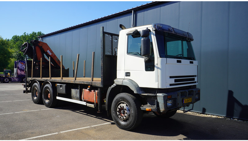 Caminhão grua Iveco EUROTRAKKER CURSOR 350 6X4 FLATBED WITH PALFINGER PK 20002 CRANE: foto 9
