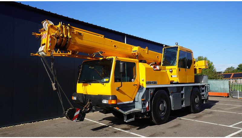 Liebherr LTM 1030-2.1 WITH JIB - Caminhão grua: foto 4 Liebherr LTM 1030-2.1 WITH JIB - Caminhão grua: foto 4