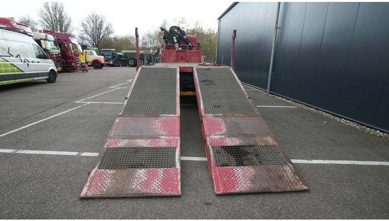 MAN TGA 35.400 8X4 MACHINE/CAR TRANSPORT WITH HIAB 244 EP-4 HI-DUO CRANE 364.000KM - Caminhão grua: foto 5 MAN TGA 35.400 8X4 MACHINE/CAR TRANSPORT WITH HIAB 244 EP-4 HI-DUO CRANE 364.000KM - Caminhão grua: foto 5