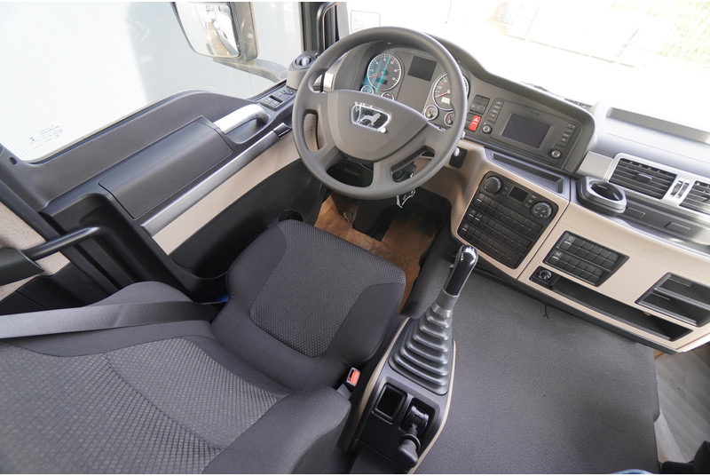 MAN TGS41.400 8X4 BB-WW NEW UNUSED CHASSIS EURO3 - Caminhão chassi: foto 5 MAN TGS41.400 8X4 BB-WW NEW UNUSED CHASSIS EURO3 - Caminhão chassi: foto 5