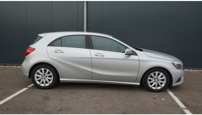 Mercedes-Benz A180CDI EURO 5 - Micro-ônibus, Furgão de passageiros: foto 4 Mercedes-Benz A180CDI EURO 5 - Micro-ônibus, Furgão de passageiros: foto 4