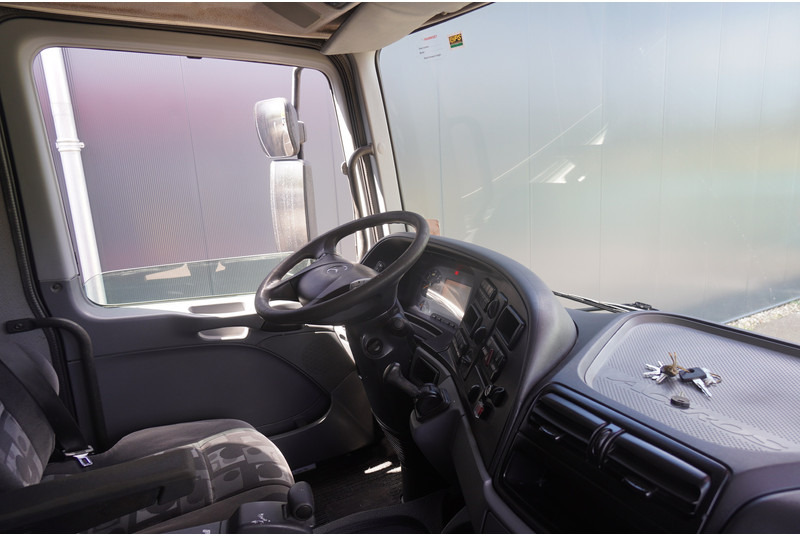 Mercedes-Benz ACTROS 4141 / FAUN HK60 MOBILE CRANE WITH JIB - Caminhão grua: foto 5 Mercedes-Benz ACTROS 4141 / FAUN HK60 MOBILE CRANE WITH JIB - Caminhão grua: foto 5