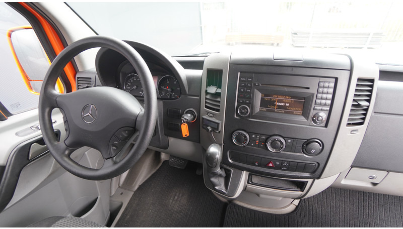 Mercedes-Benz Sprinter 309 CLOSED BOX - Carrinha de contentor: foto 5 Mercedes-Benz Sprinter 309 CLOSED BOX - Carrinha de contentor: foto 5