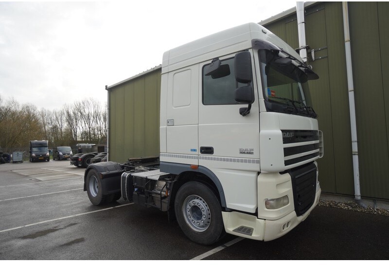 DAF XF 105.460 FT SPACECAB RETARDER PTO - Tractor: foto 4 DAF XF 105.460 FT SPACECAB RETARDER PTO - Tractor: foto 4