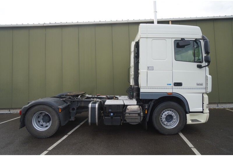 DAF XF 105.460 FT SPACECAB RETARDER PTO - Tractor: foto 2 DAF XF 105.460 FT SPACECAB RETARDER PTO - Tractor: foto 2