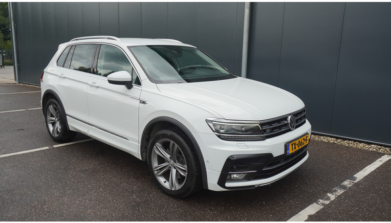 Volkswagen Tiguan 2.0 TDI R LINE 4MOTION - Micro-ônibus, Furgão de passageiros: foto 3 Volkswagen Tiguan 2.0 TDI R LINE 4MOTION - Micro-ônibus, Furgão de passageiros: foto 3