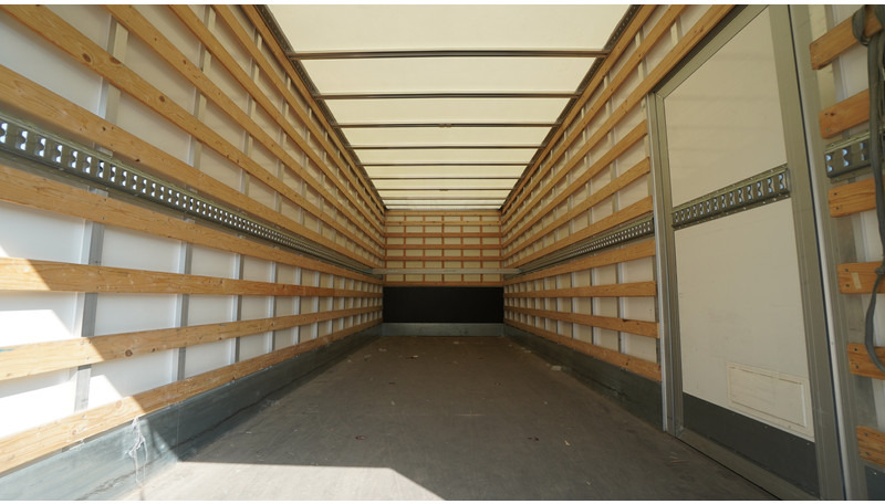 Volvo FL 250 CLOSED BOX 65.000KM - Caminhão furgão: foto 5 Volvo FL 250 CLOSED BOX 65.000KM - Caminhão furgão: foto 5
